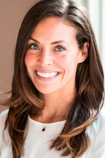 Nicole Connolly