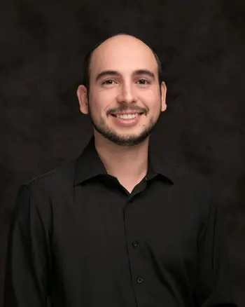 Luis Flores