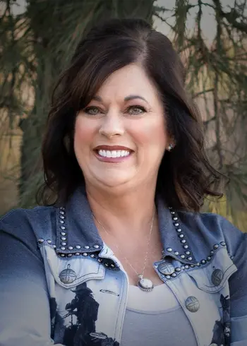 Shelly Schurr