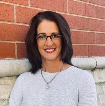 Carrie Thomas