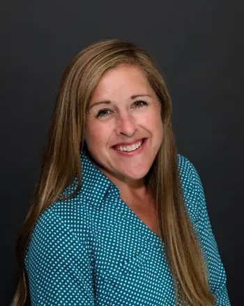 Katie Ausa