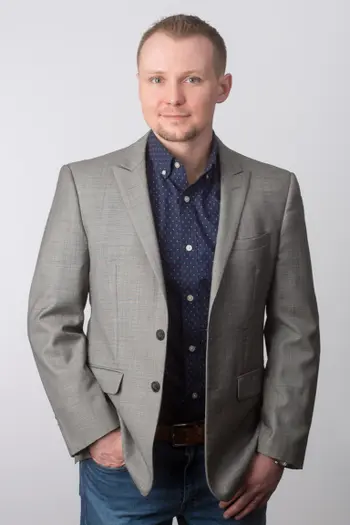 Clay Warren