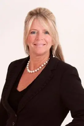 Shelly Hall