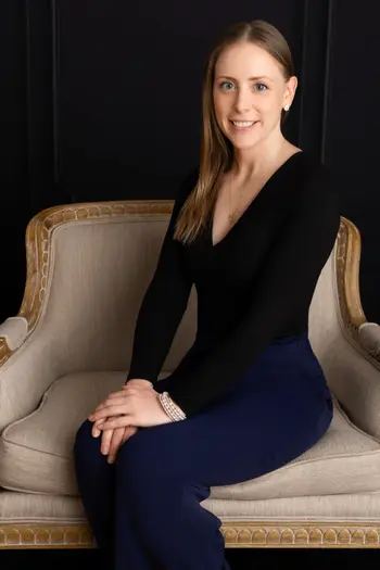 Christine Toth