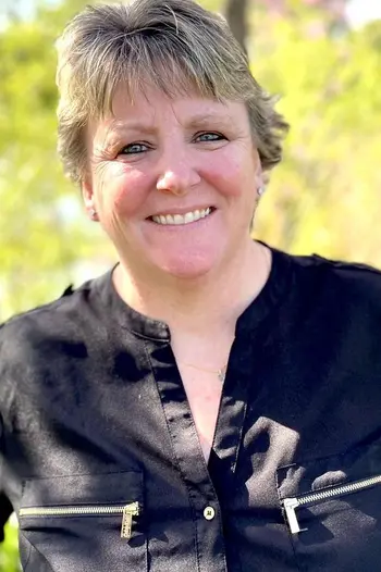 Deb Anderson