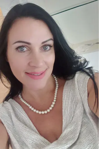 Jacqueline Mines