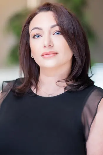 Tasha Greaves