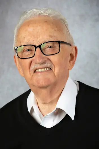 Bob Manzagol