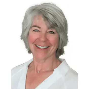 Carrie Hladik