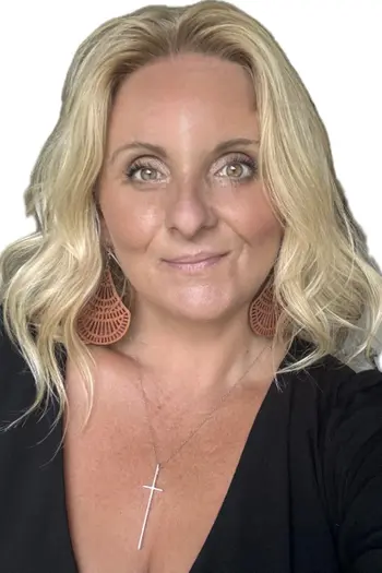 Mikki Voter