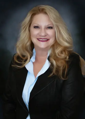 Lori Christensen