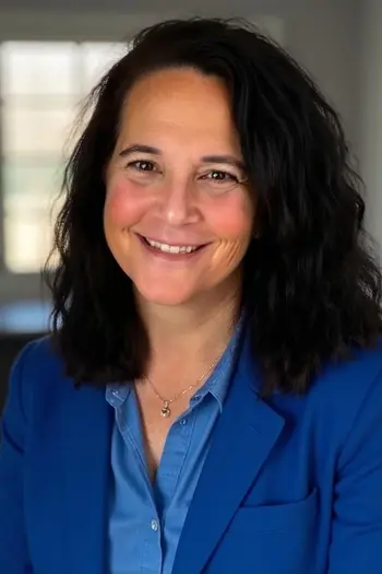Roxanne Quinn