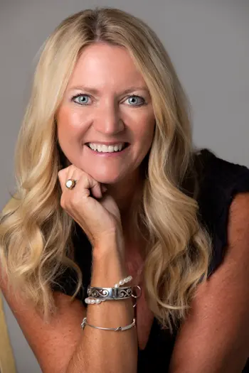 Lisa Andrews