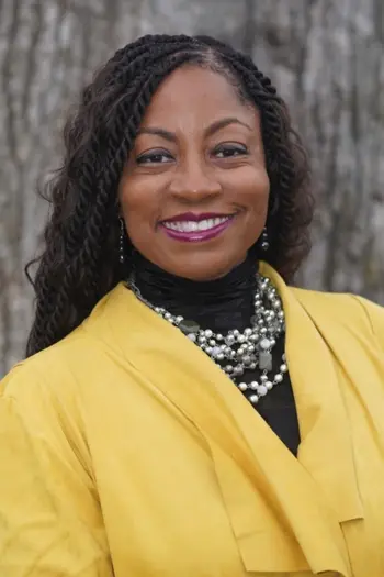 Nicole Kneeland-Woods