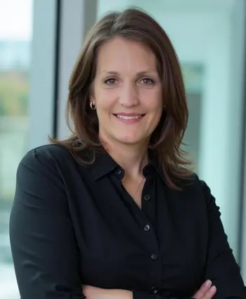 Angela Holmes
