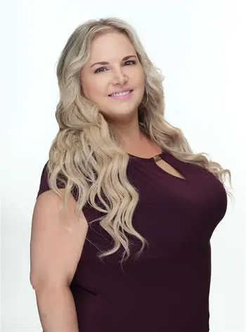 Kelli Holbrook