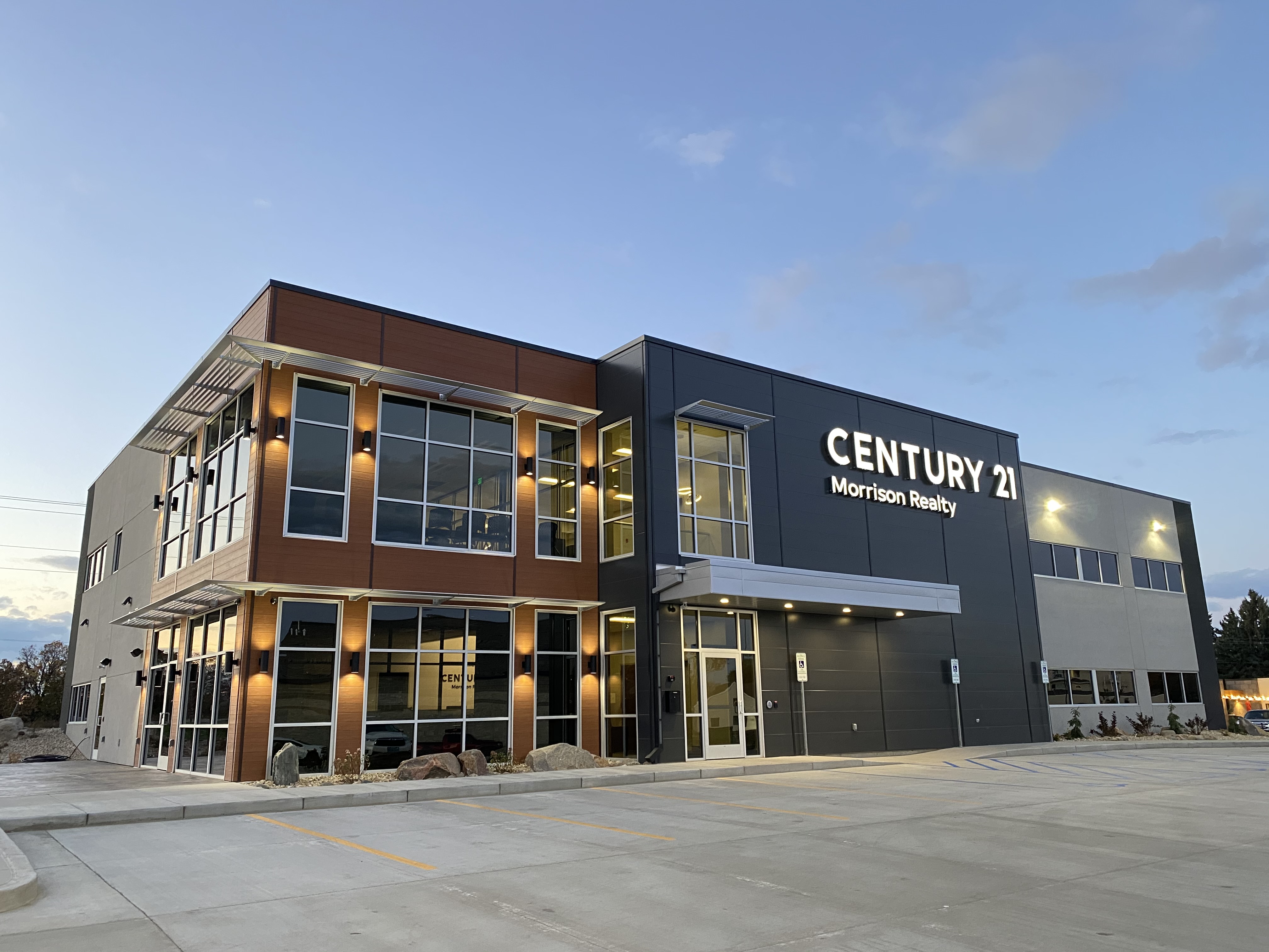 CENTURY 21 Morrison Realty