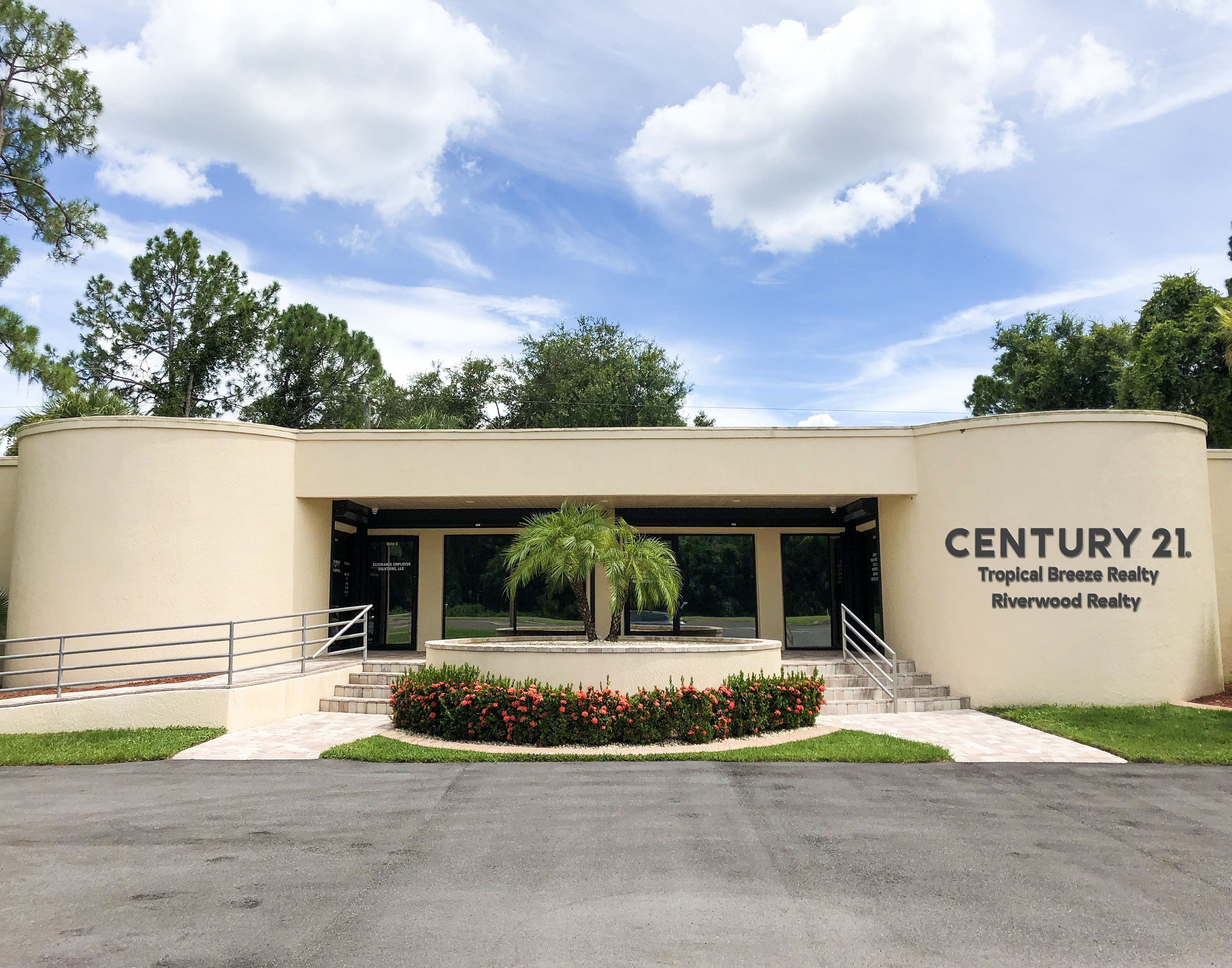 CENTURY 21 Tropical Breeze Realty