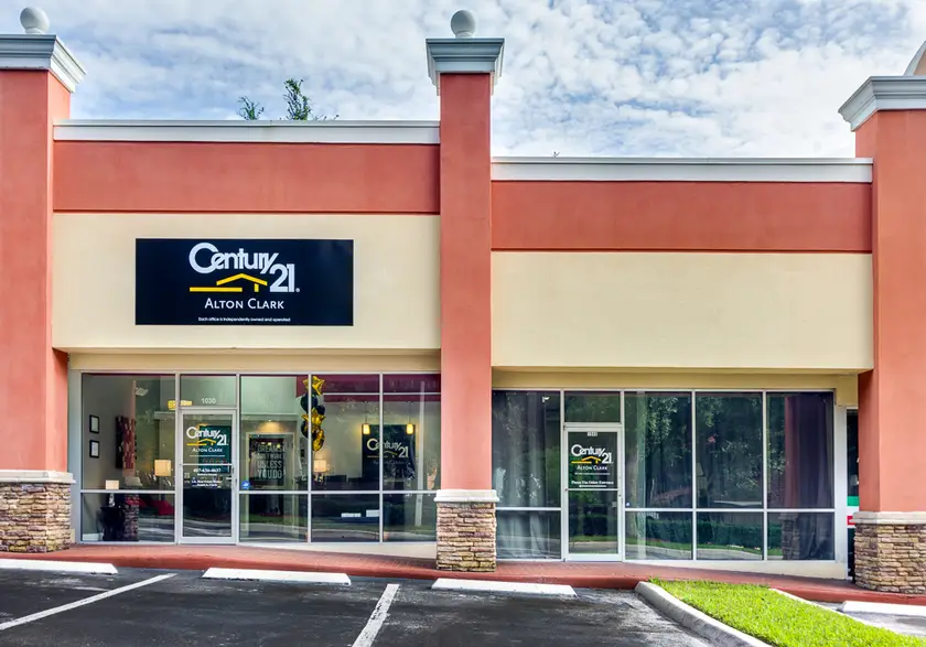 CENTURY 21 Alton Clark