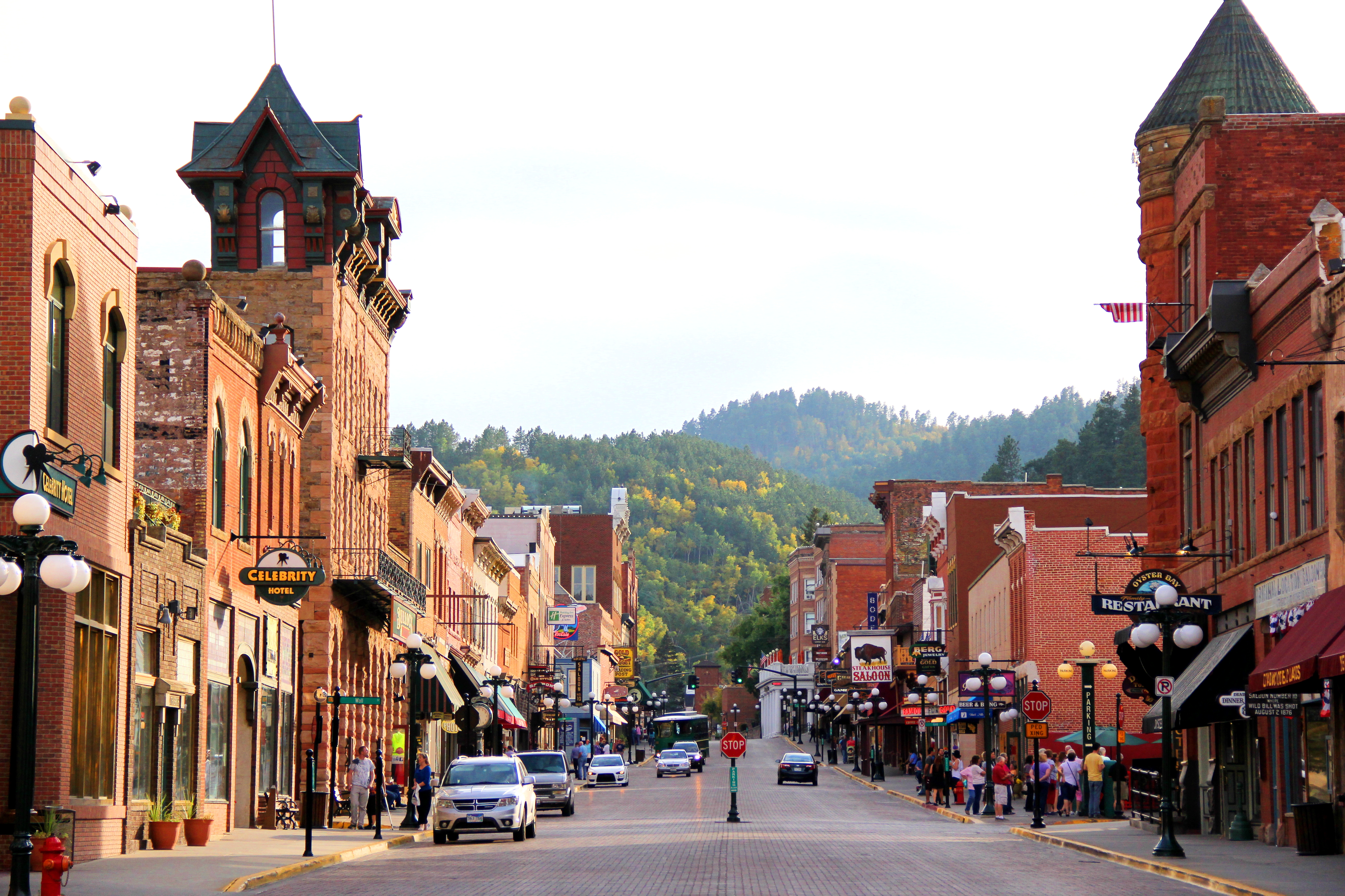 CENTURY 21 Associated Realty