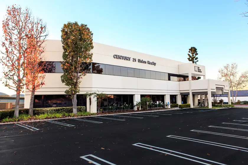 CENTURY 21 Coastal Properties