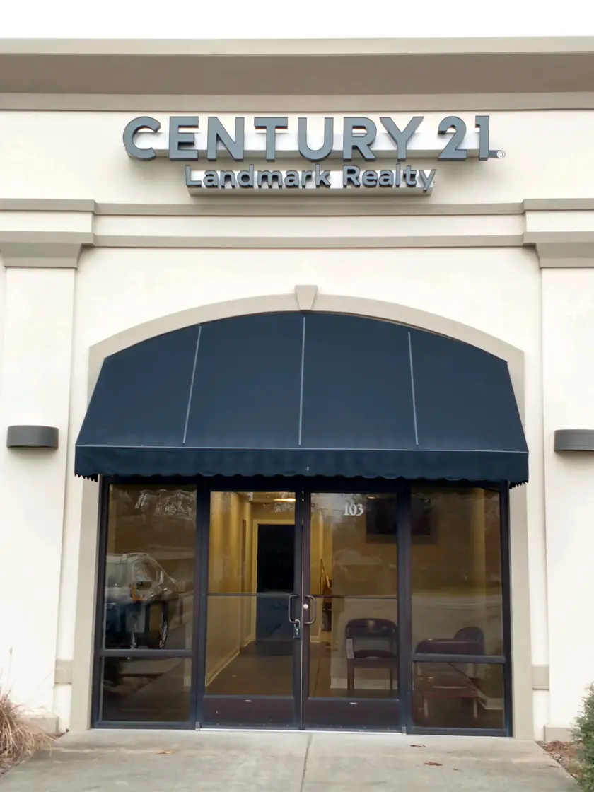 CENTURY 21 Landmark Realty