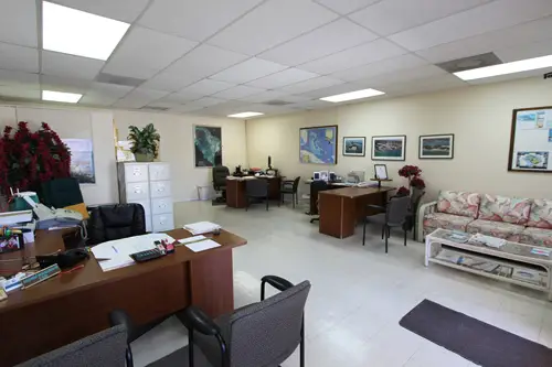 CENTURY 21 MK Realty