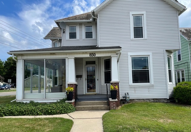 CENTURY 21 Darfus Realty