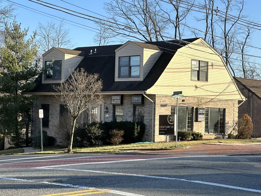 CENTURY 21 Concept 100