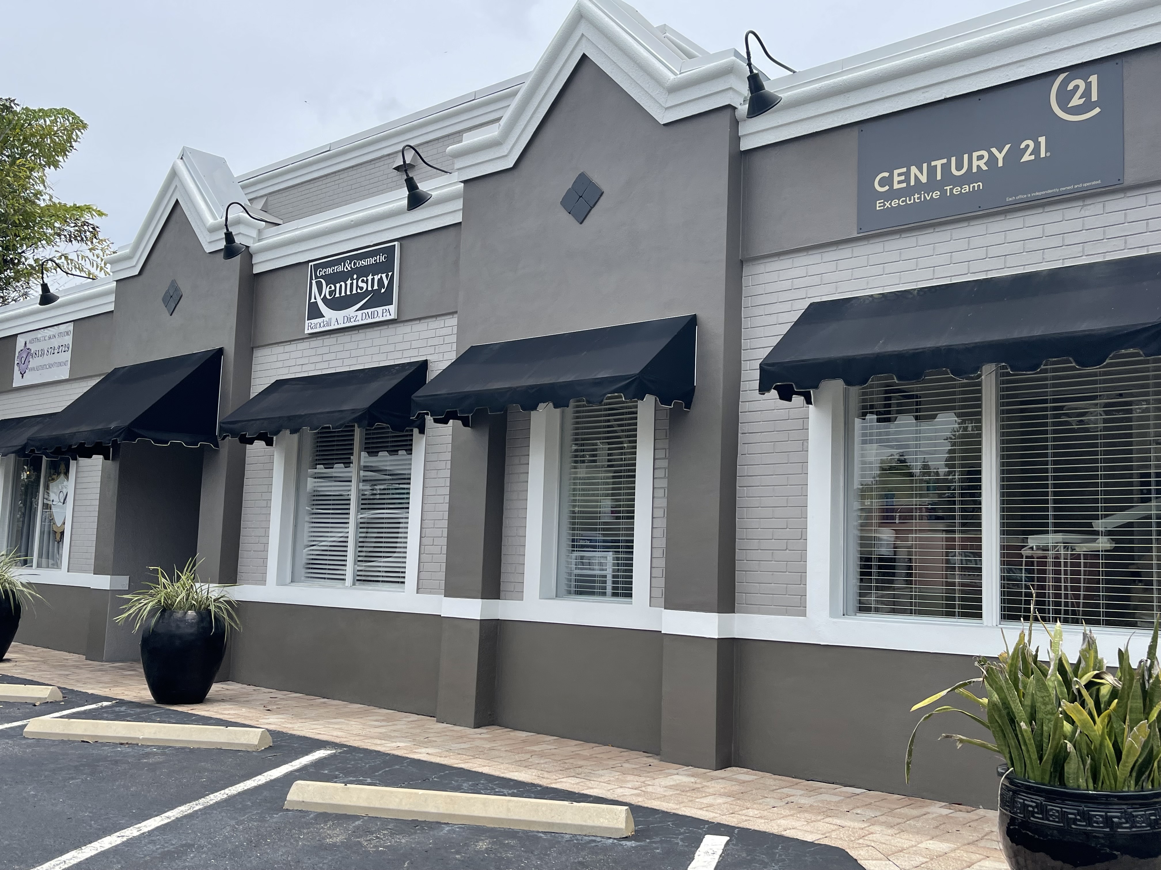 CENTURY 21 Executive Team