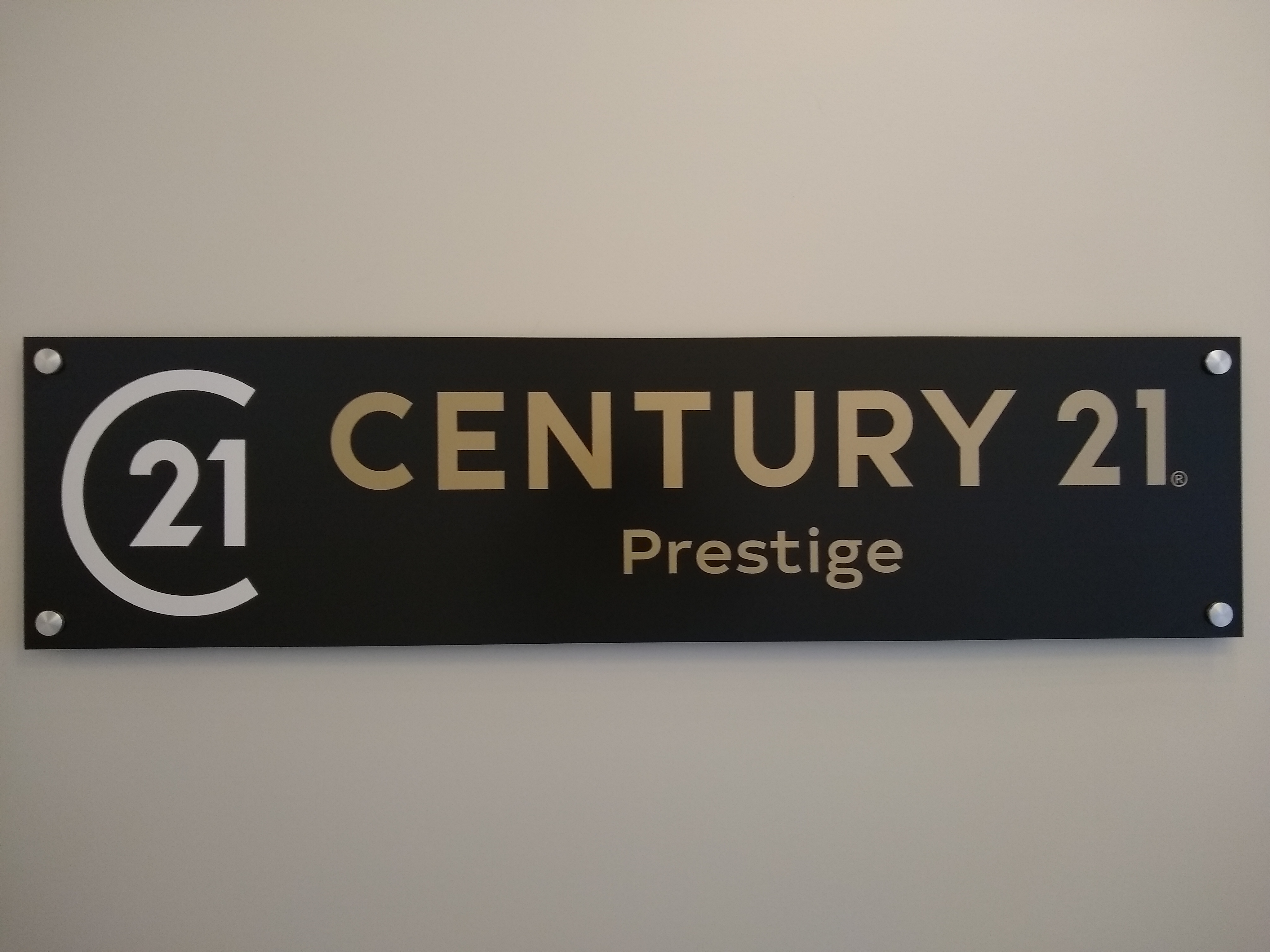 CENTURY 21 Prestige