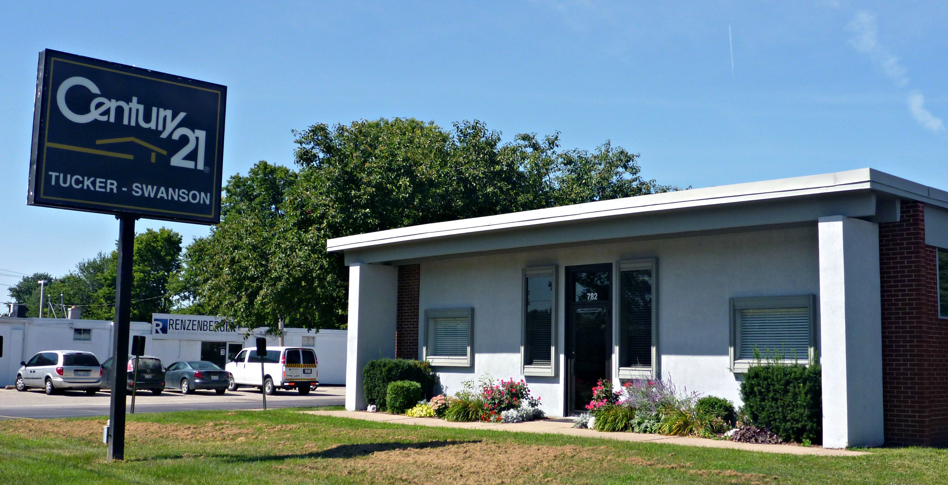 CENTURY 21 Tucker Swanson