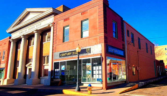 CENTURY 21 Hacienda Realty