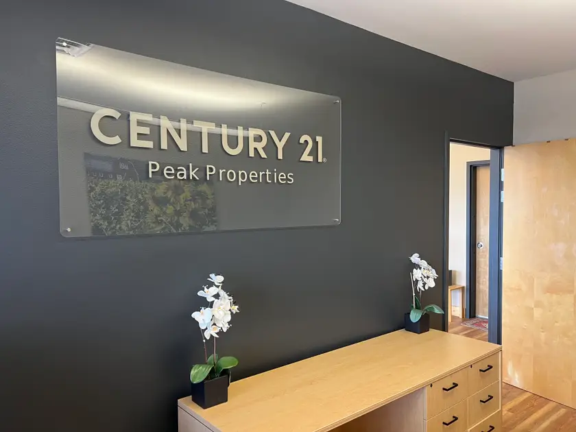 CENTURY 21 Peak Properties