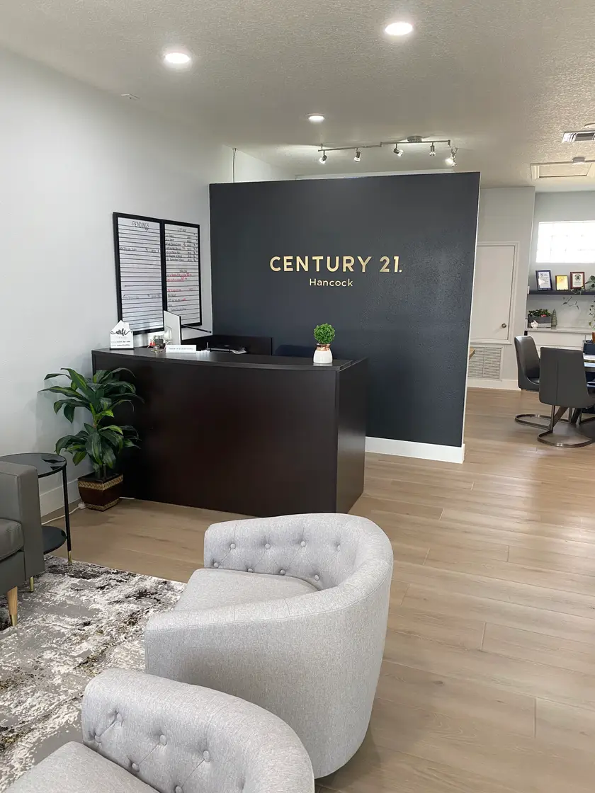 CENTURY 21 Hancock