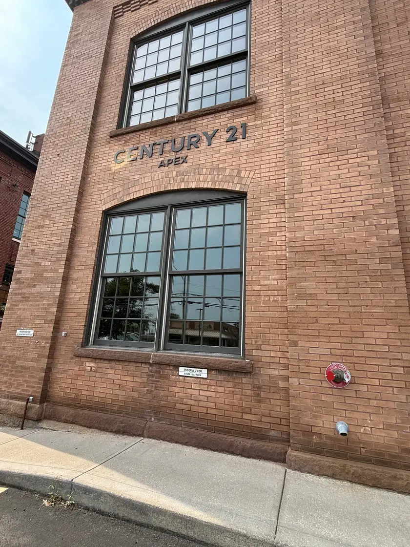 CENTURY 21 APEX