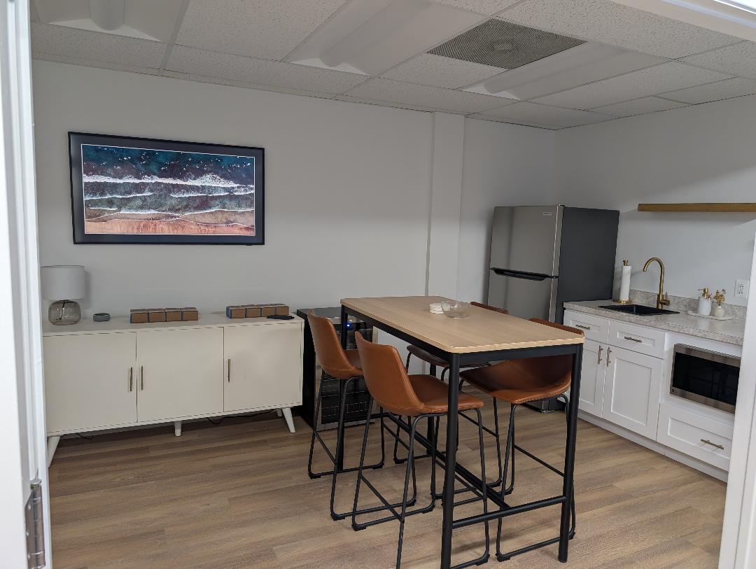 CENTURY 21 Advance Realty