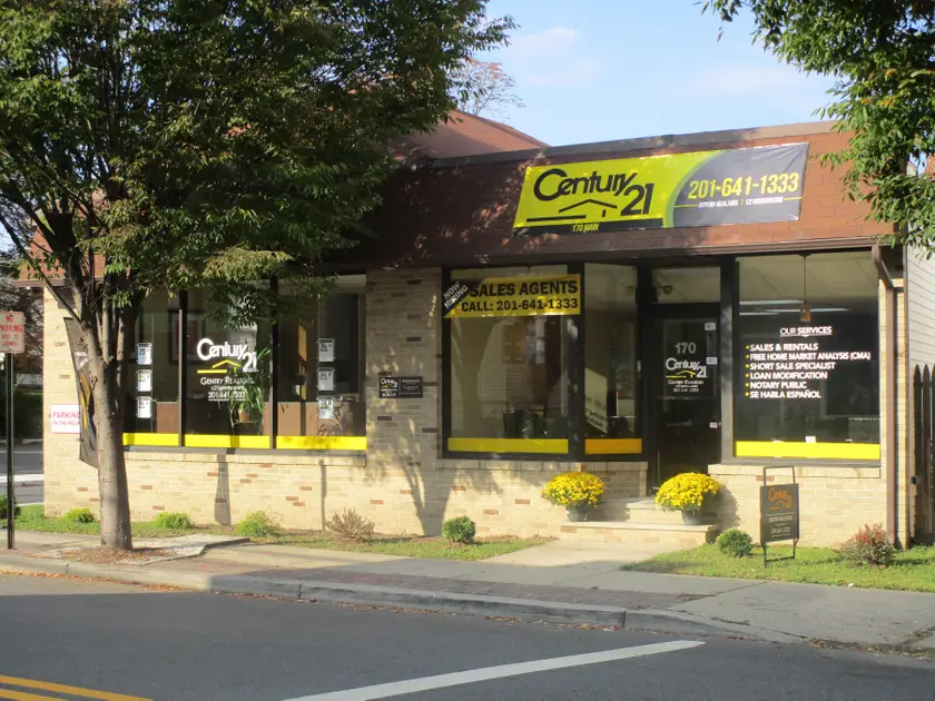 CENTURY 21 Gentry Realtors