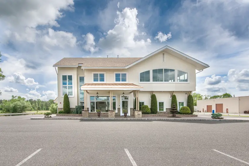 CENTURY 21 Reilly Realtors