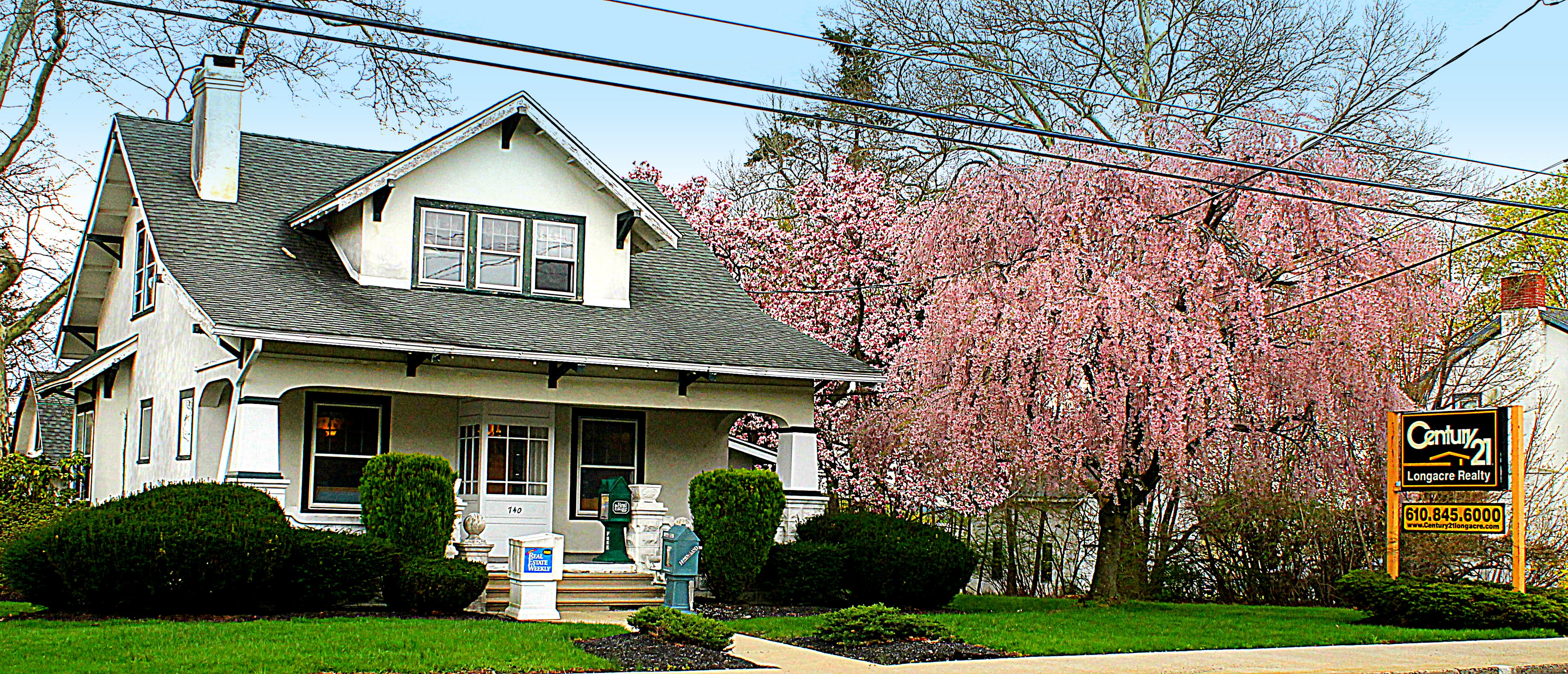 CENTURY 21 Longacre Realty