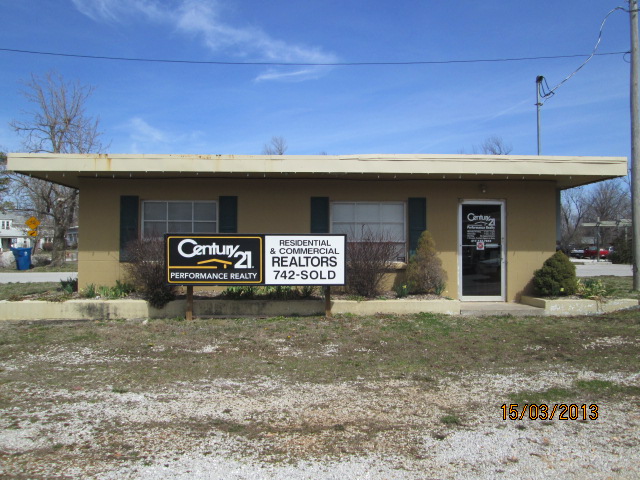 CENTURY 21 Performance Realty