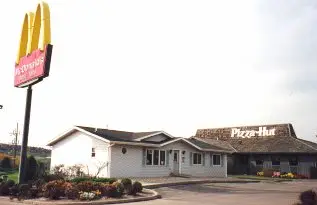 CENTURY 21 Complete Service Realty