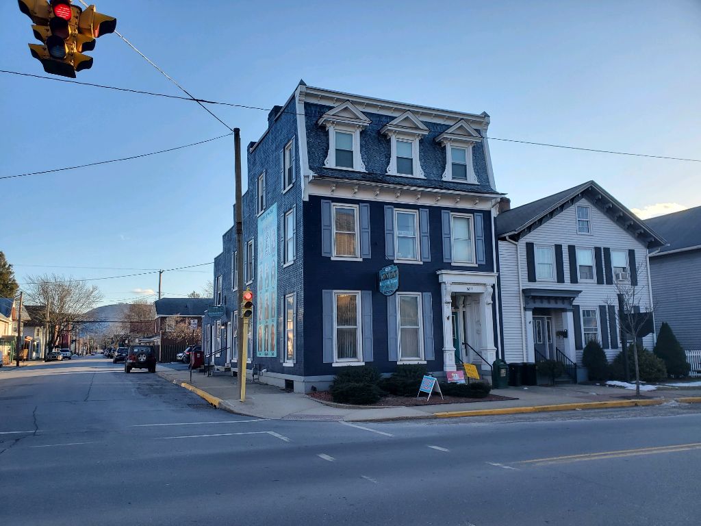 CENTURY 21 1st Choice Realty