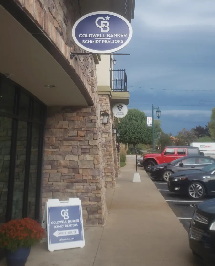 Office View Coldwell Banker AJS-Schmidt