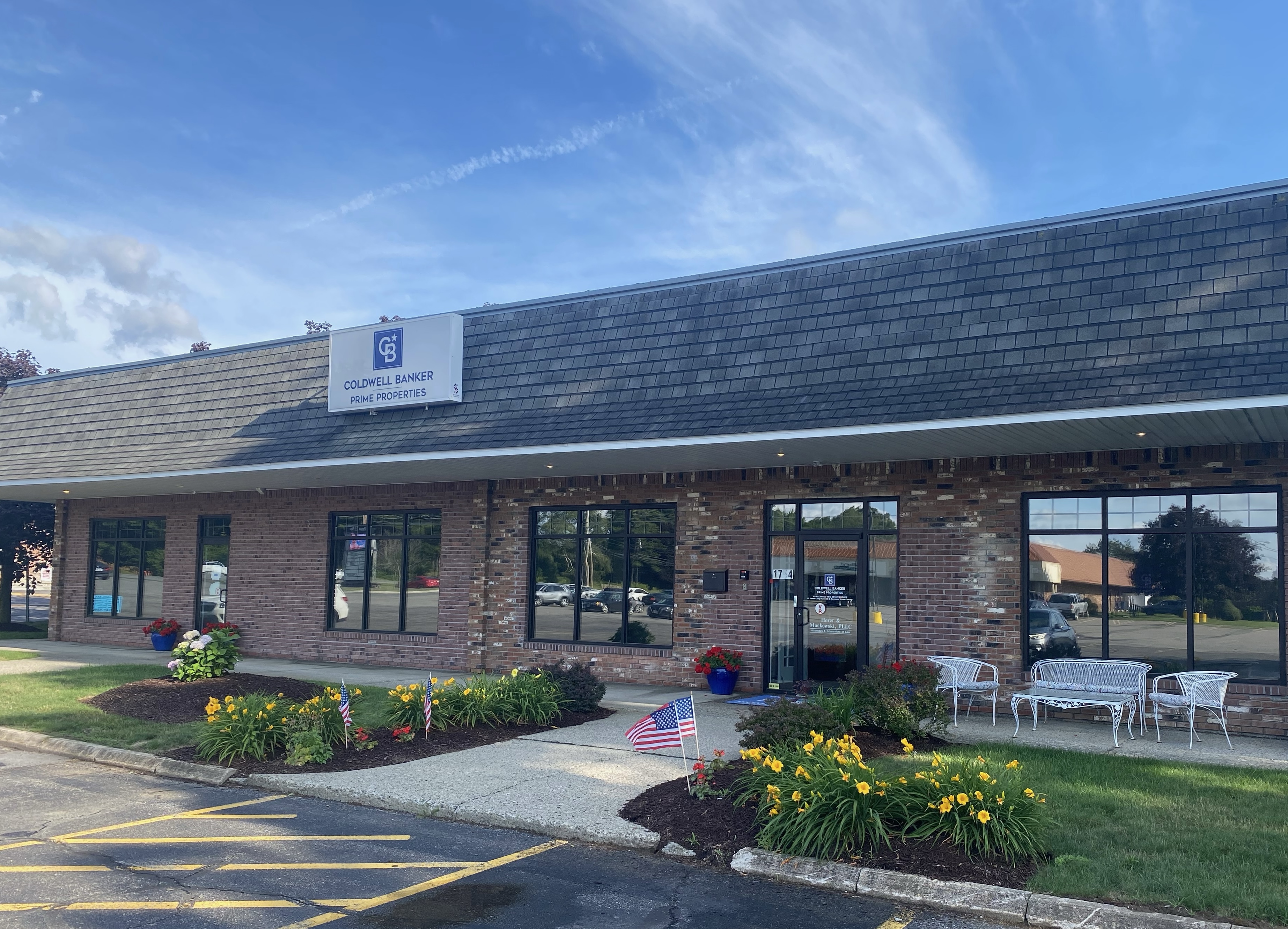 Coldwell Banker Prime Properties Albany Region  (@cbpploudonvilleslingerlands) • Instagram photos and videos, image size:3689x2660