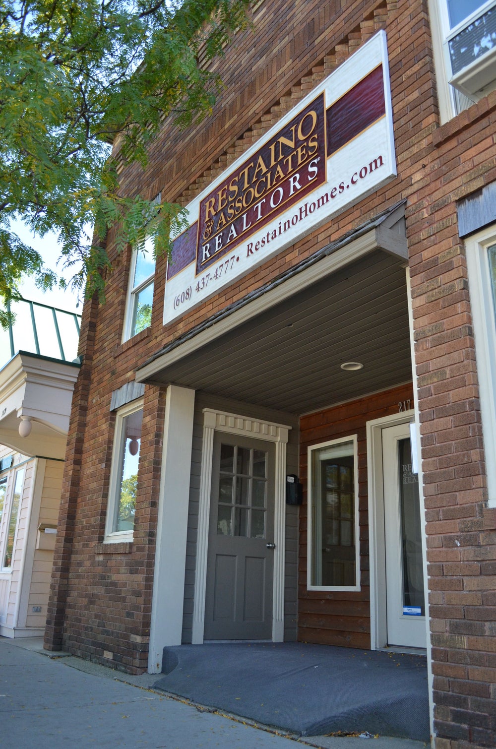 Restaino & Associates ERA Powered Real Estate Broker in Mount Horeb, WI