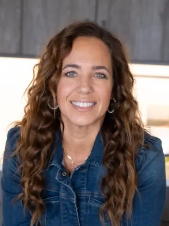 Stephanie Smith