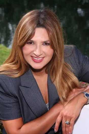 Argelia Vidal Team